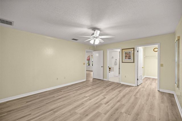 16789 SE 69TH LANE, Ocklawaha, FL 32179