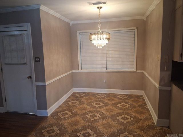 3904 Royal Forest Drive, Pine Bluff, AR 71603