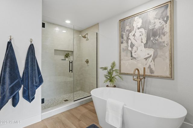 7126 E OSBORN Road 2006, Scottsdale, AZ 85251