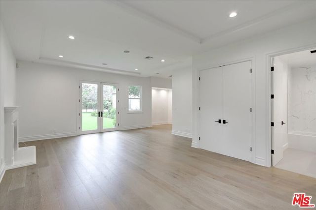 5435 Donna Avenue, Tarzana (los Angeles), CA 91356