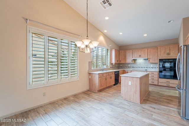 38090 S Desert Highland Drive, Tucson, AZ 85739