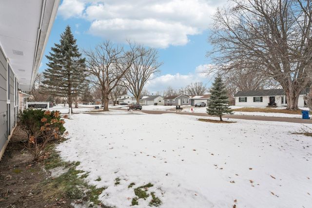 20550 Iceland Avenue, Lakeville, MN 55044