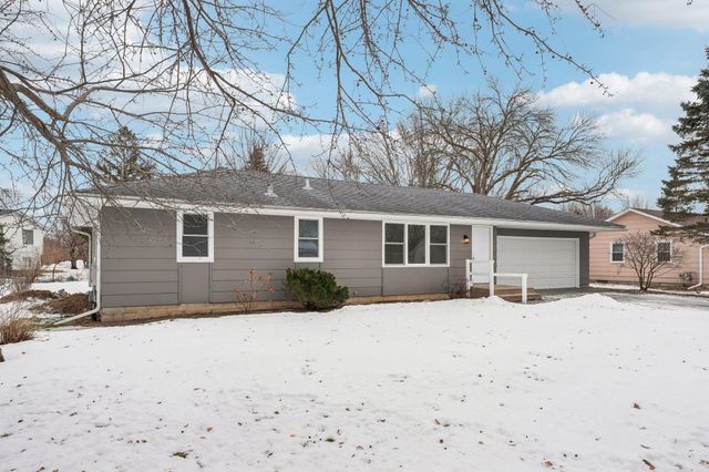 20550 Iceland Avenue, Lakeville, MN 55044