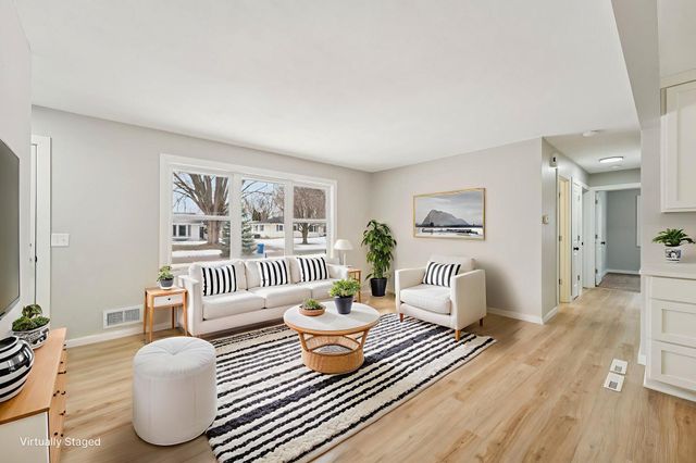 20550 Iceland Avenue, Lakeville, MN 55044