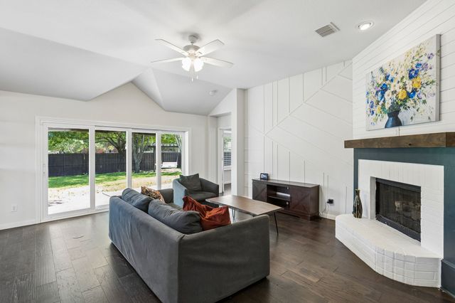 1592 Mahogany Drive, Allen, TX 75002