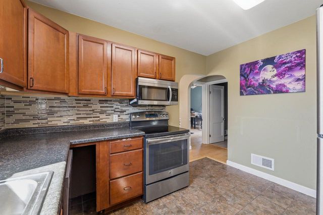 438 W Foster Street, Appleton, WI 54915