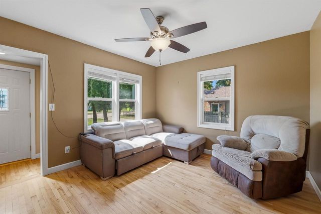 438 W Foster Street, Appleton, WI 54915