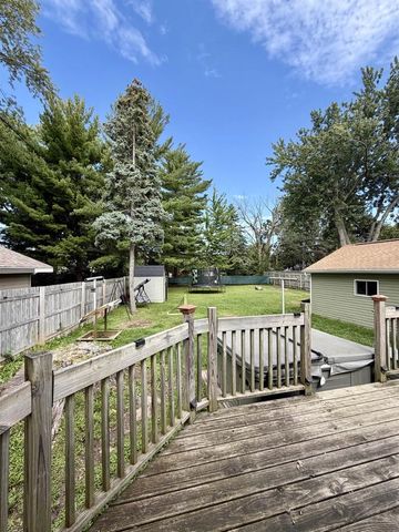 438 W Foster Street, Appleton, WI 54915