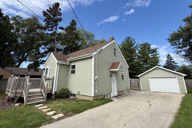 438 W Foster Street, Appleton, WI 54915