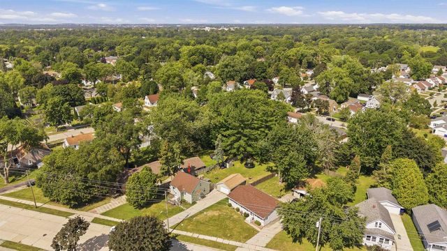 438 W Foster Street, Appleton, WI 54915