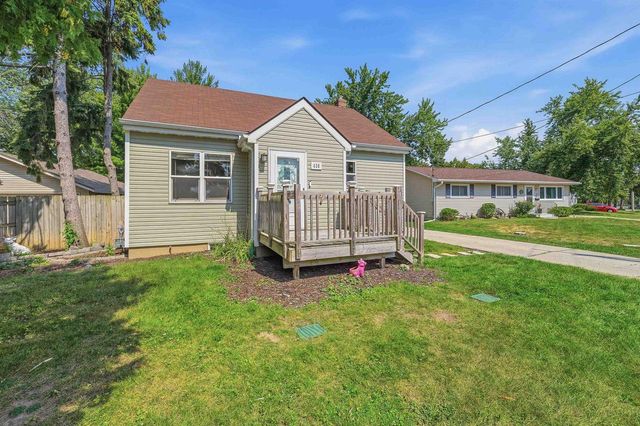 438 W Foster Street, Appleton, WI 54915