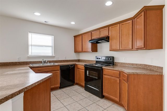 929 Glenndon Drive, Fort Worth, TX 76120
