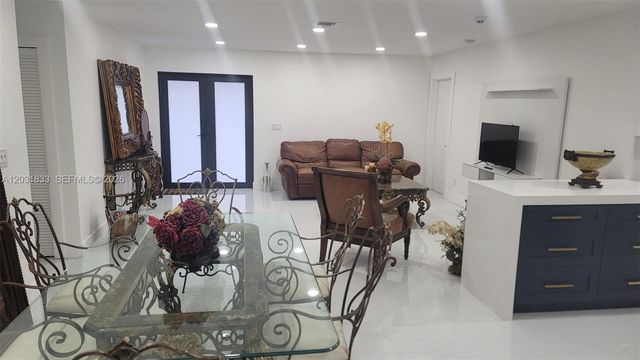 9745 SW 15th St, Miami, FL 33174