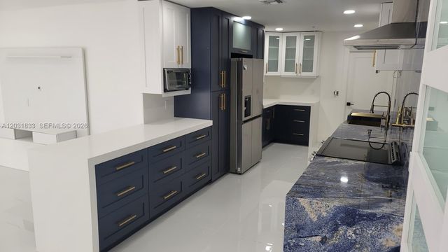 9745 SW 15th St, Miami, FL 33174