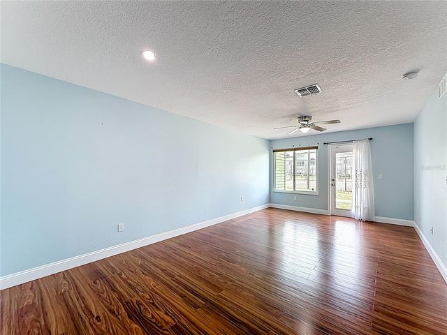 2260 GRENWICH AVENUE 2260, Orlando, FL 32817