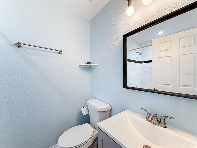 2260 GRENWICH AVENUE 2260, Orlando, FL 32817