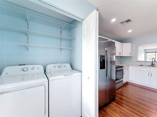 2260 GRENWICH AVENUE 2260, Orlando, FL 32817