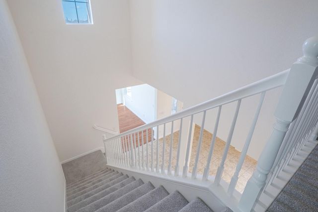 351 Danbury Pl, Lathrop, CA 95330