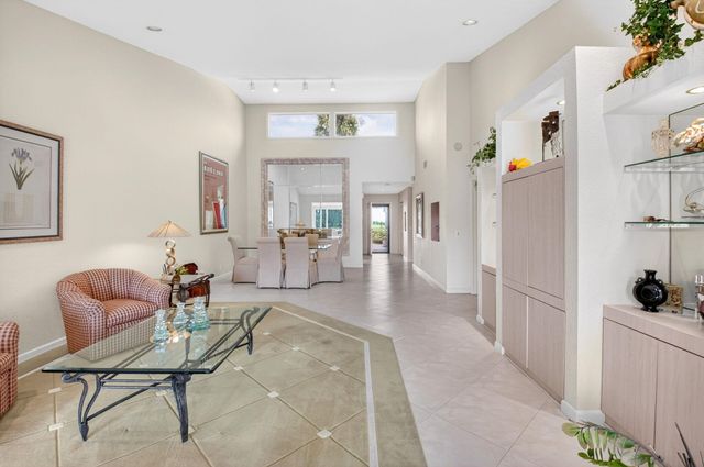 30 Eastgate Drive C, Boynton Beach, FL 33436