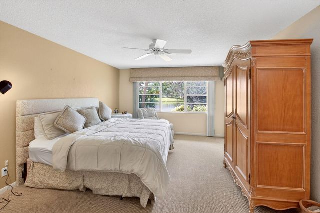 30 Eastgate Drive C, Boynton Beach, FL 33436