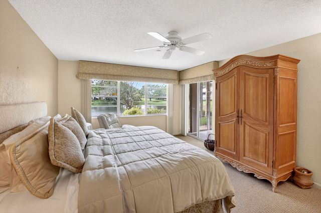 30 Eastgate Drive C, Boynton Beach, FL 33436