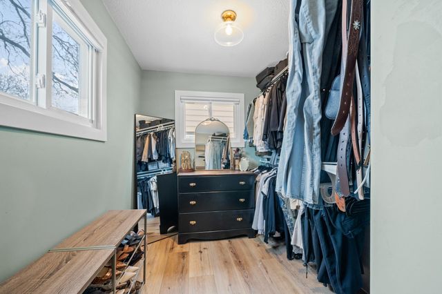 617 10th Avenue W, Alexandria, MN 56308