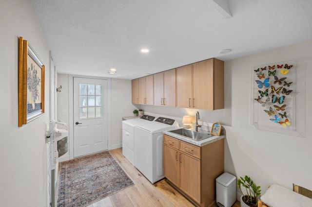 617 10th Avenue W, Alexandria, MN 56308