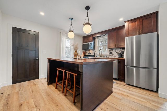 617 10th Avenue W, Alexandria, MN 56308