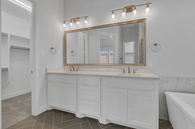 16128 Harris Hawk Street, Frisco, TX 75035