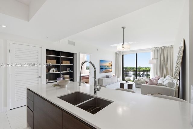 301 Altara Ave 623, Coral Gables, FL 33146