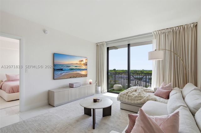 301 Altara Ave 623, Coral Gables, FL 33146