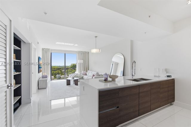 301 Altara Ave 623, Coral Gables, FL 33146
