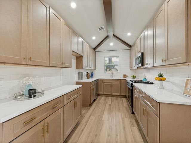 10105 Rita Road, Dallas, TX 75243