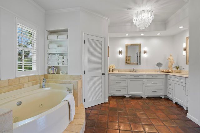 2740 Buck Ridge Trail, Loxahatchee, FL 33470
