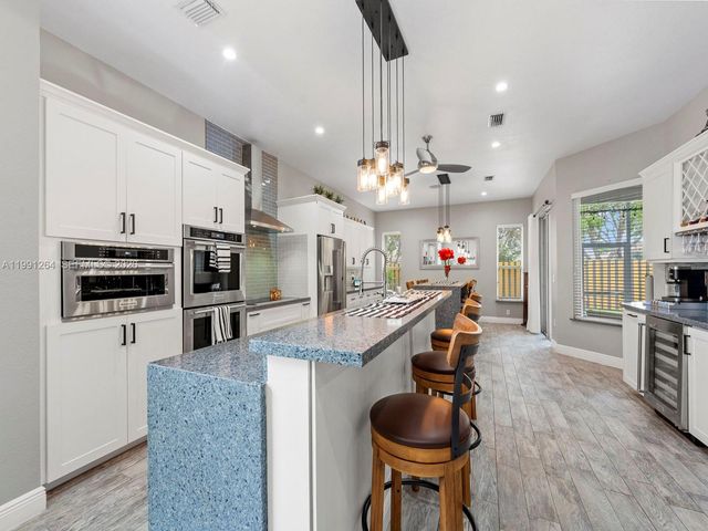 2021 SE 17th Ave, Homestead, FL 33035