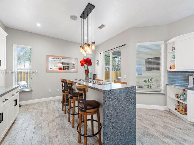 2021 SE 17th Ave, Homestead, FL 33035