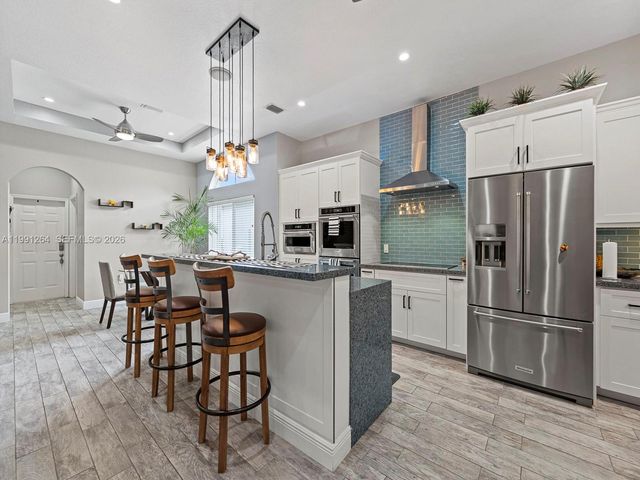 2021 SE 17th Ave, Homestead, FL 33035