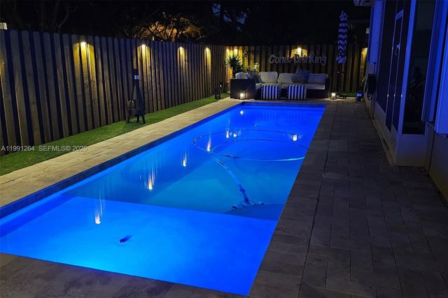 2021 SE 17th Ave, Homestead, FL 33035