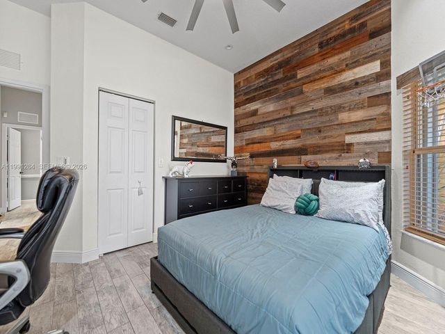 2021 SE 17th Ave, Homestead, FL 33035