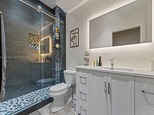 2021 SE 17th Ave, Homestead, FL 33035