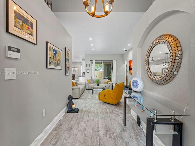 2021 SE 17th Ave, Homestead, FL 33035