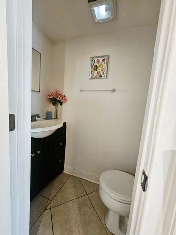 2018 S 10th Street C, Fort Pierce, FL 34950