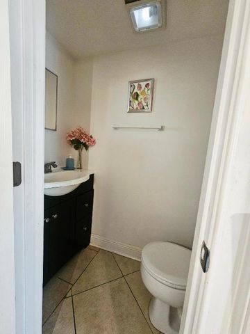 2018 S 10th Street C, Fort Pierce, FL 34950