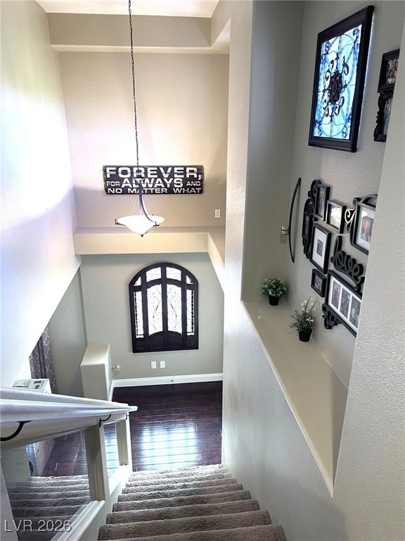 Image 10 of property listing at 10919 Pentland Downs Street, Las Vegas, NV 89141