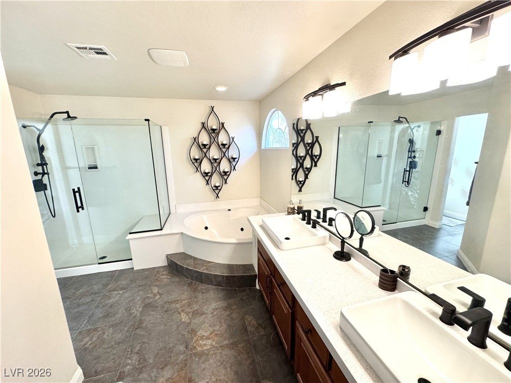 Image 23 of property listing at 10919 Pentland Downs Street, Las Vegas, NV 89141