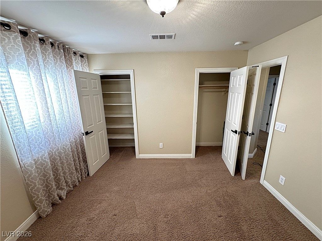Image 33 of property listing at 10919 Pentland Downs Street, Las Vegas, NV 89141