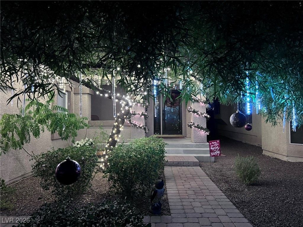 Image 62 of property listing at 10919 Pentland Downs Street, Las Vegas, NV 89141