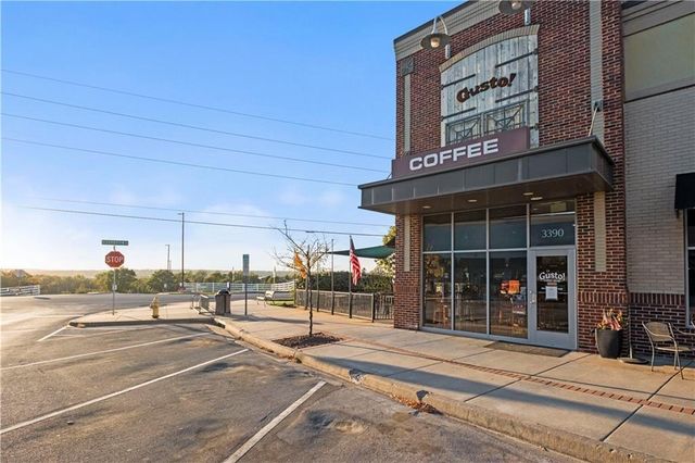456 SW Brummel Road, Lee's Summit, MO 64081