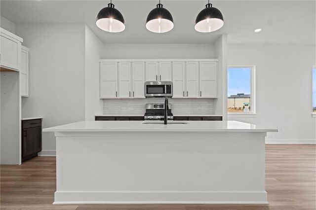 456 SW Brummel Road, Lee's Summit, MO 64081