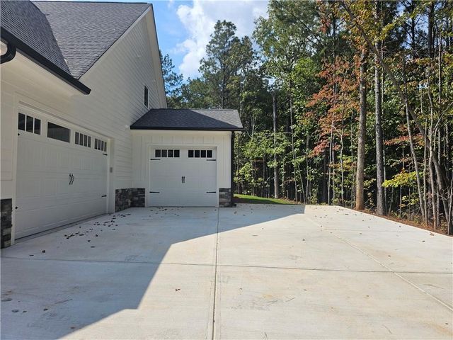6821 Phillips Mill Road, Douglasville, GA 30135